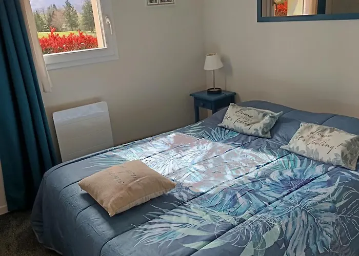 Apartamento 3 étoiles, 2 , Cuisine Aménagée, Terrasse, Face à La Chaîne Des Pyrénées *